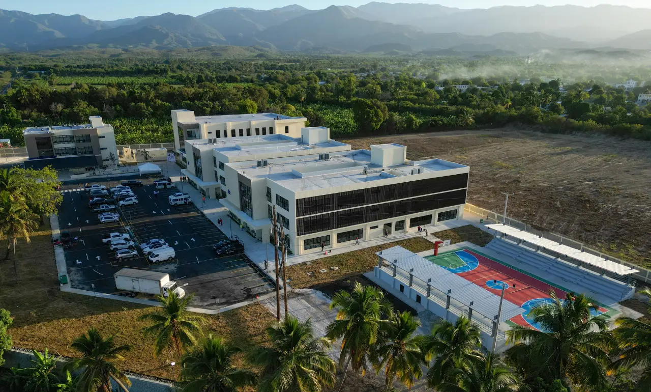 Gobierno inaugura la Ciudad Universitaria de la UASD en Azua