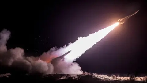 Irán lanza una nueva oleada de 70 misiles contra Israel