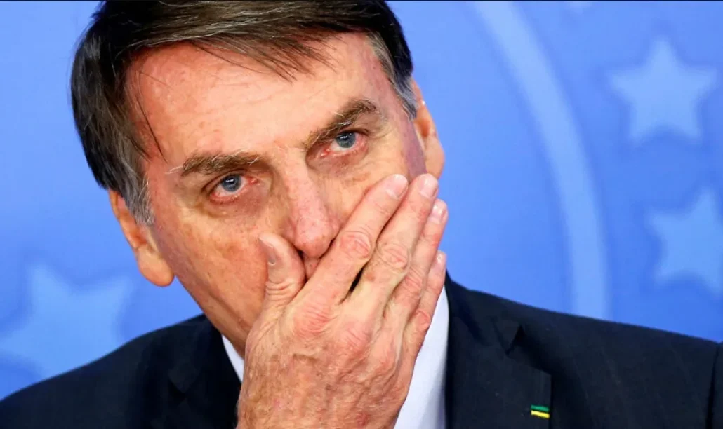 Bolsonaro vuelve a pedir su pasaporte al Supremo de Brasil