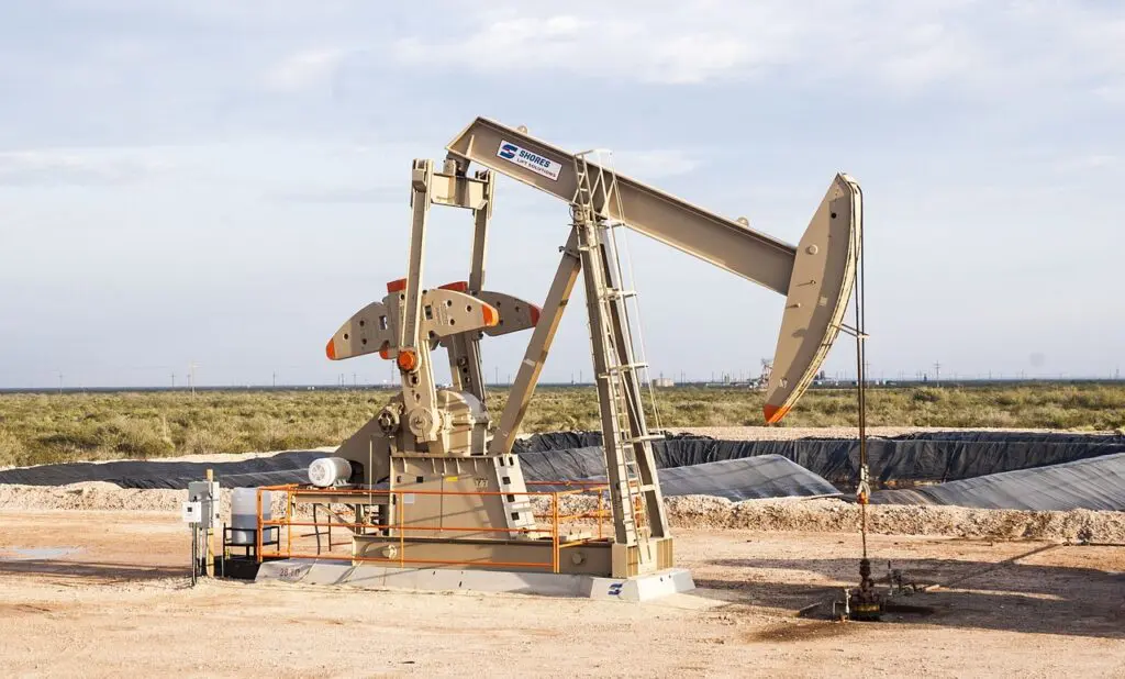 El petróleo de Texas baja un 0,31 %, hasta 83,10 dólares el barril